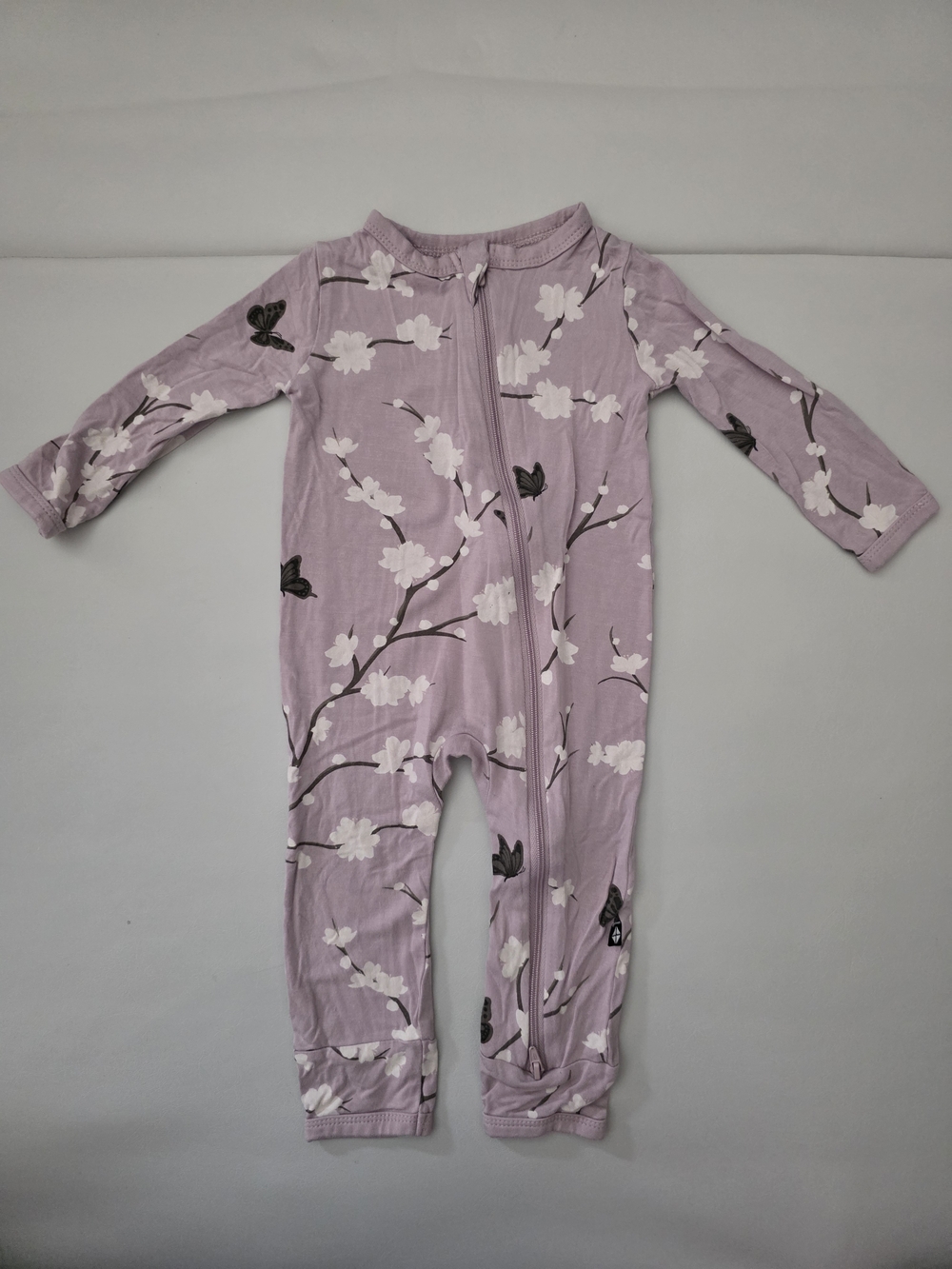 (VGUC) Kyte Baby Zippered Romper in Cherry Blossom Long Sleeve Size 6-12M